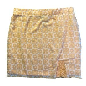 Forever 21 Gold and White Casual Mini Pencil Skirt Size Large